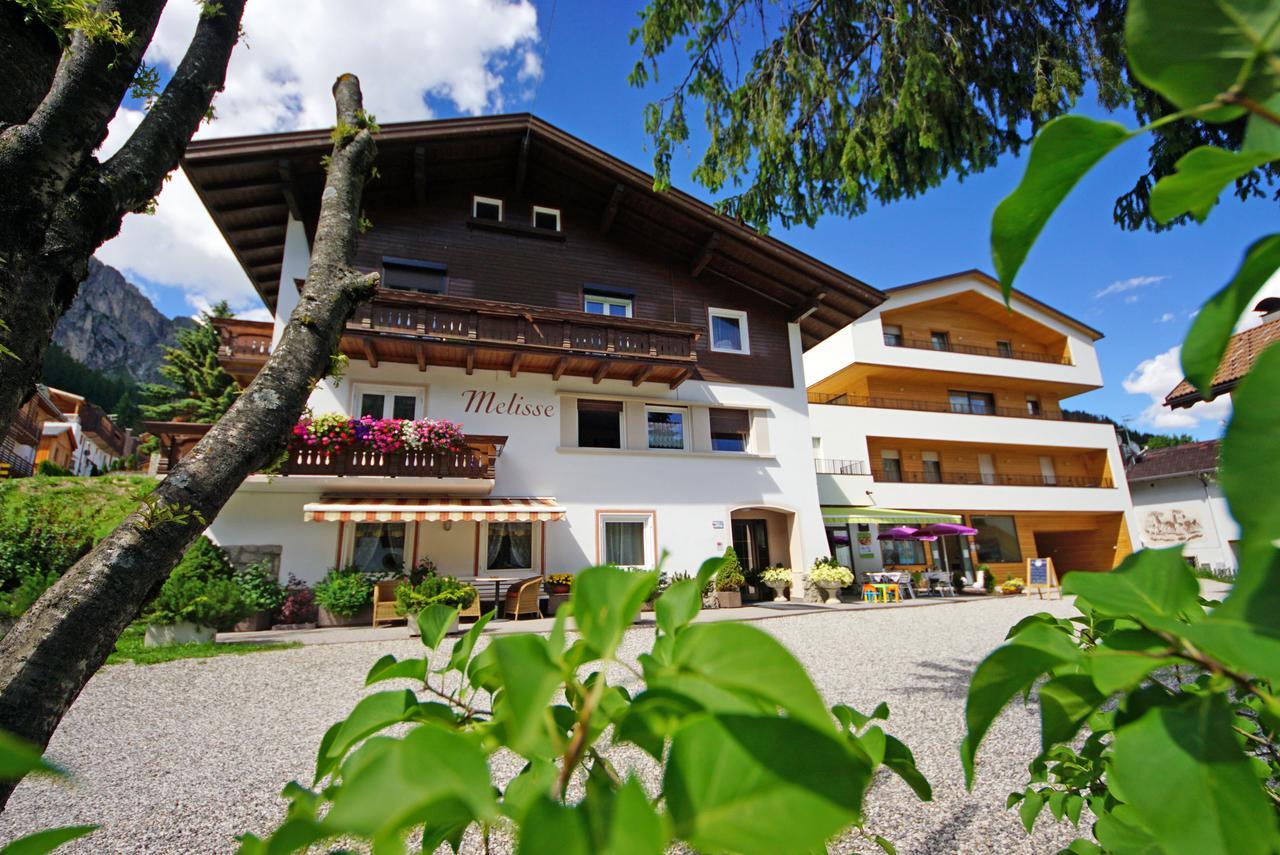 Alpin Relais B&B Villa Melisse Colfosco Bagian luar foto